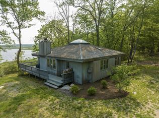 66-2 Elys Ferry Rd, Old Lyme, CT 06371