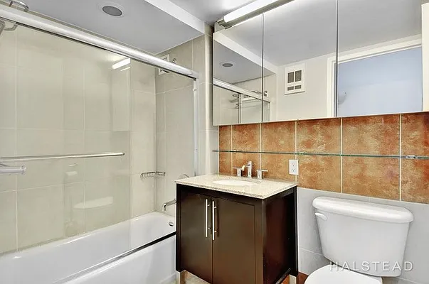 Rented by Halstead Real Estate | media 16