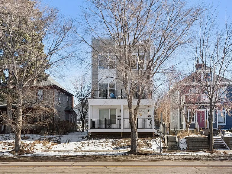 2449 Lyndale Ave S — Photo 4