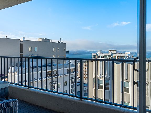 3rd image of 2040 Franklin St APT 1106