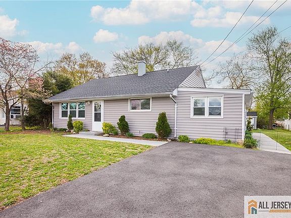 3rd image of 509 New Durham Rd