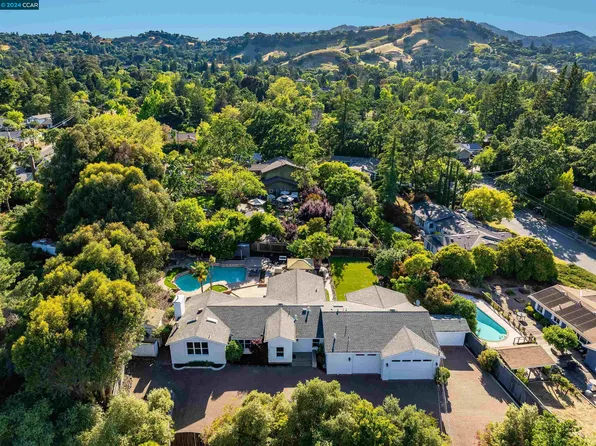 1681 Pleasant Hill Rd, Lafayette, CA 94549
