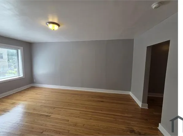 1004 E 80th St APT 2, Chicago, IL 60619