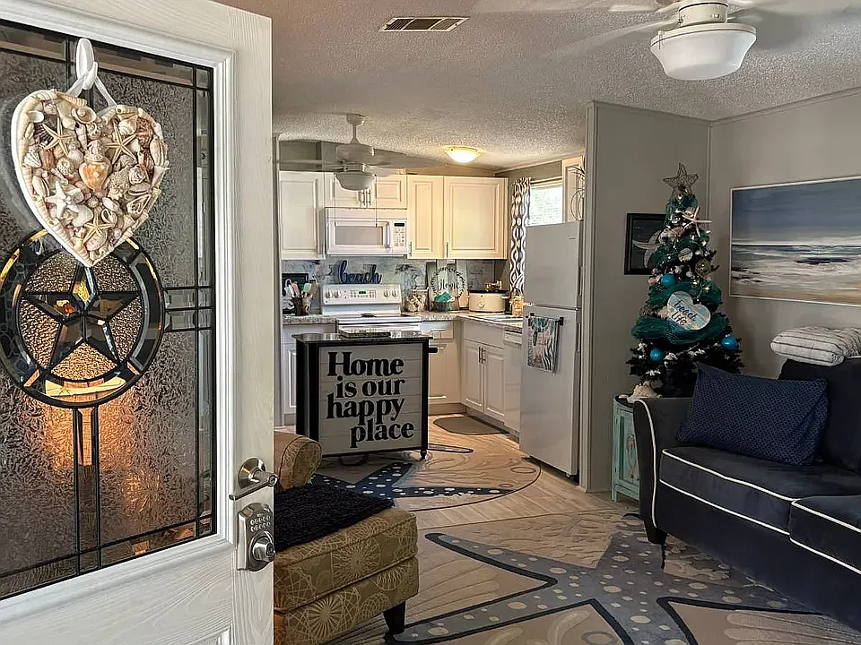 2 bed, 1100 sqft, $1,850 — Photo 3