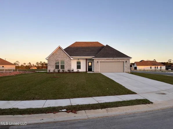 7228 Pencarrow Cir, Ocean Springs, MS 39564