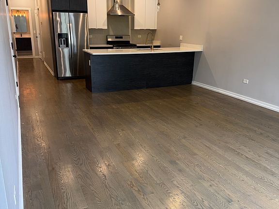 3rd image of 3936 S Indiana Ave #2