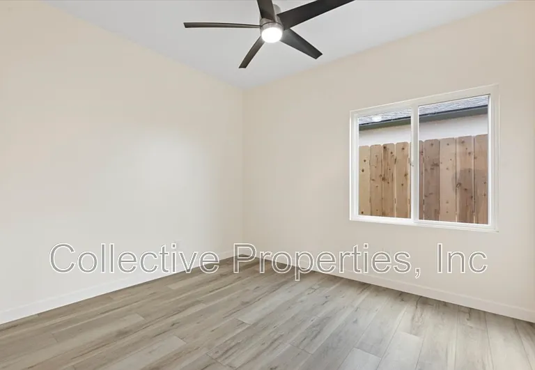 2715 Columbia St #102 — Photo 5