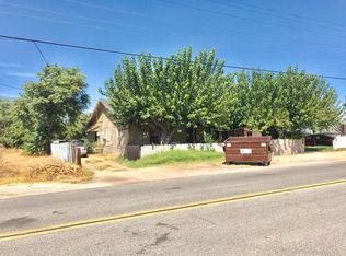 751 W Clark St, Madera, CA 93638
