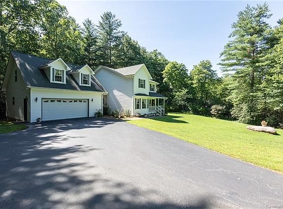 2nd image of 225 Waterford Dr