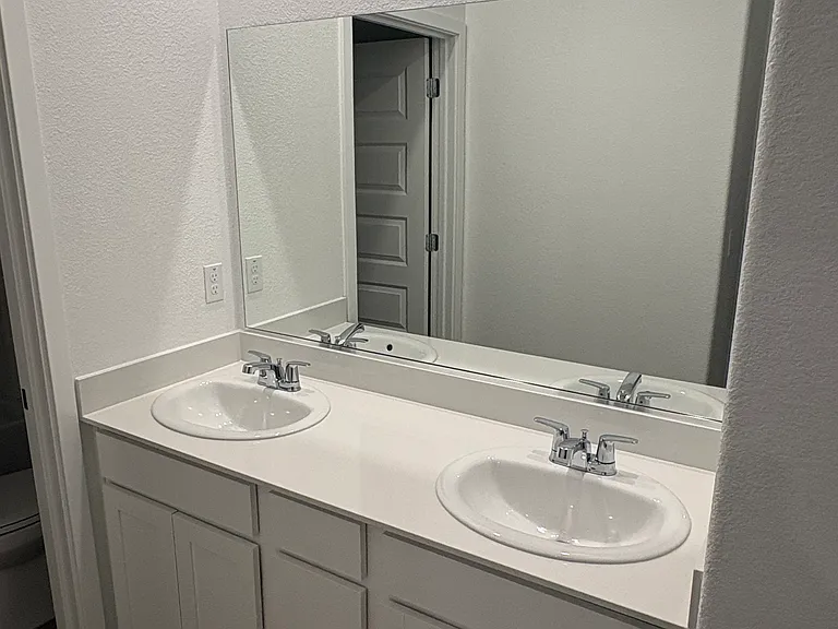 1072 Silverado Way — Photo 13