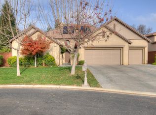 10602 E Hanalei Bay, Clovis, CA