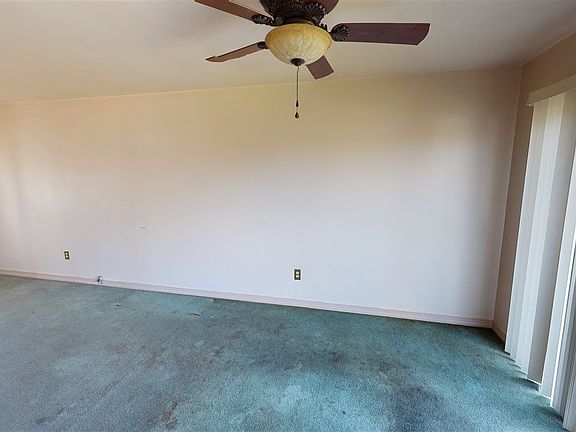4th image of 10297 Sunset Dr