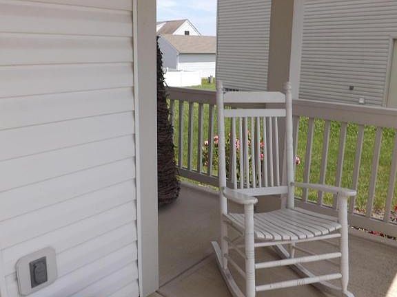 4th image of 1032 Amherst Blvd