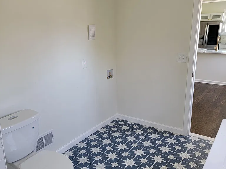 1728 Pinecrest Dr — Photo 12