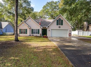 10 Christine Dr, Beaufort, SC 29907