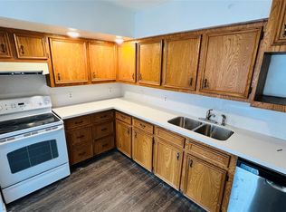 706 Rockdale Rd, Rockdale, TX 76567