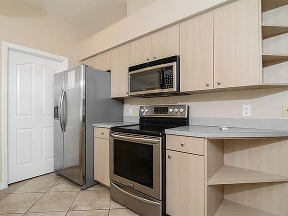 2nd image of 4661 Zamita Ave