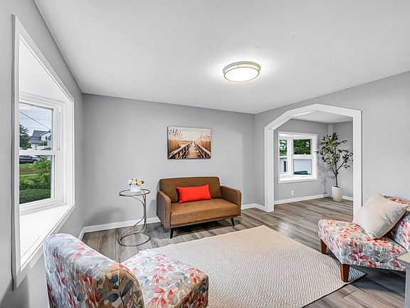 4th image of 83 Rolf Ave