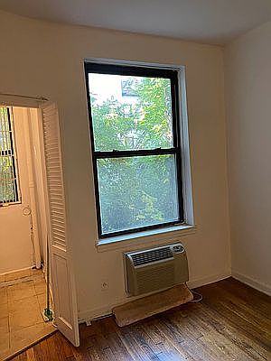 5th image of 310 E 90th St APT 2C