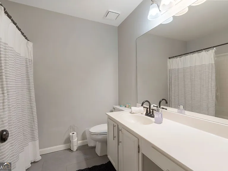 10640 Victory Gate Dr — Photo 33