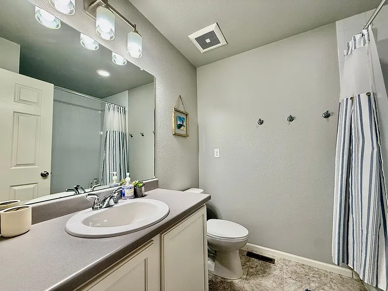 6828 Mineral Belt Dr — Photo 20