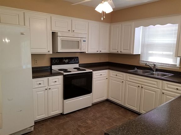 5th image of 4392 Conrad Dr