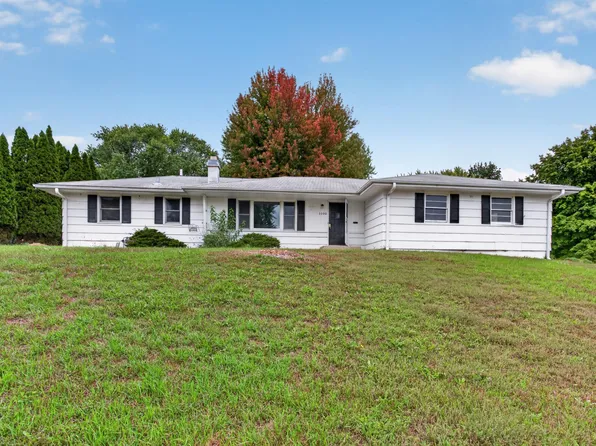 3500 W 89th St, Bloomington, MN 55431