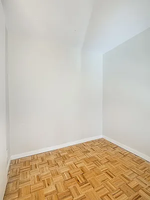 Sold by HomeLister Inc | media 12