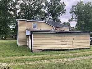 3rd image of 1283 Stillwagon Rd SE