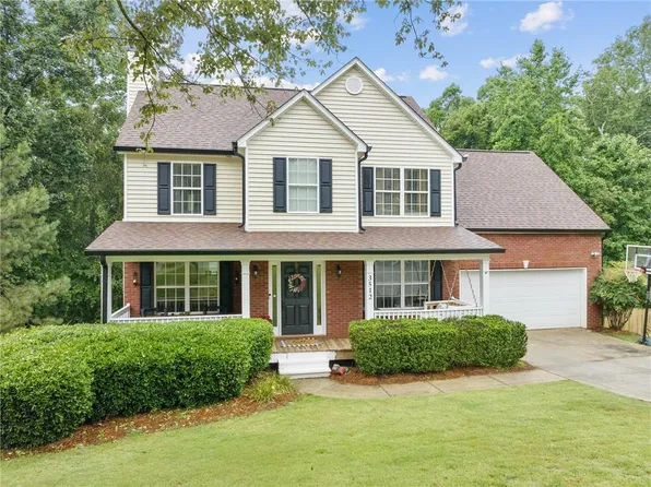 3512 Windy Oaks Way, Loganville, GA 30052