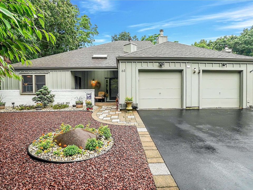 1st image of 68 Laurel Cres #68