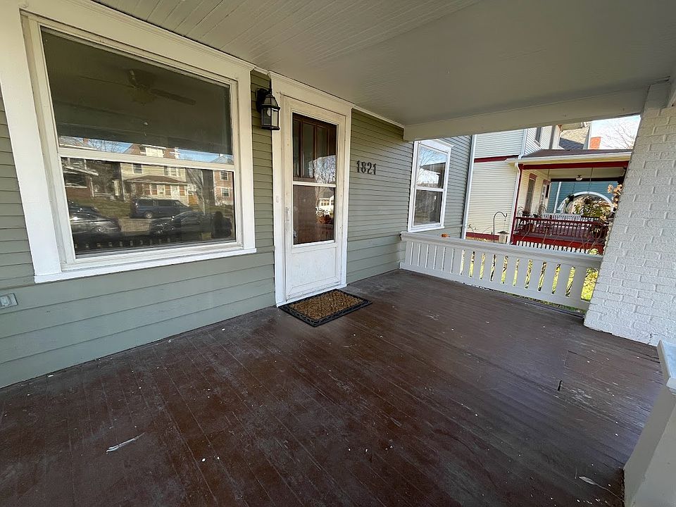 1821 Blake Blvd SE, Cedar Rapids, IA 52403 Zillow