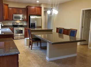 5232 W Desert Hollow Dr, Phoenix, AZ 85083