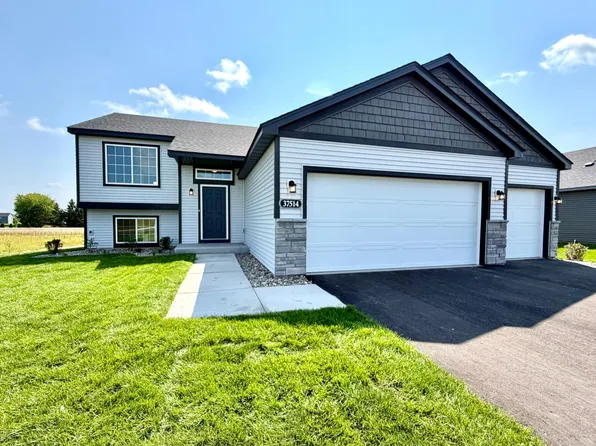 37514 Greenway Ave, North Branch, MN 55056