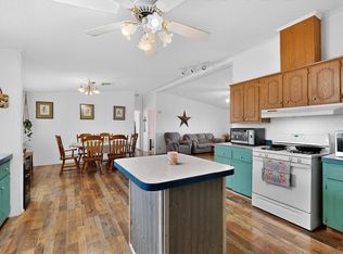 28 Community Rd, Polvadera, NM 87828