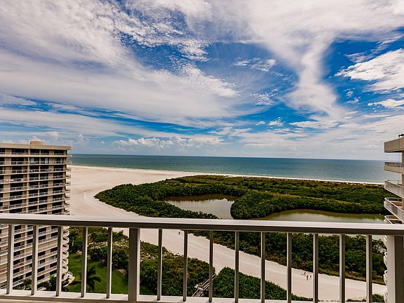 3rd image of 440 Seaview Ct APT 1905