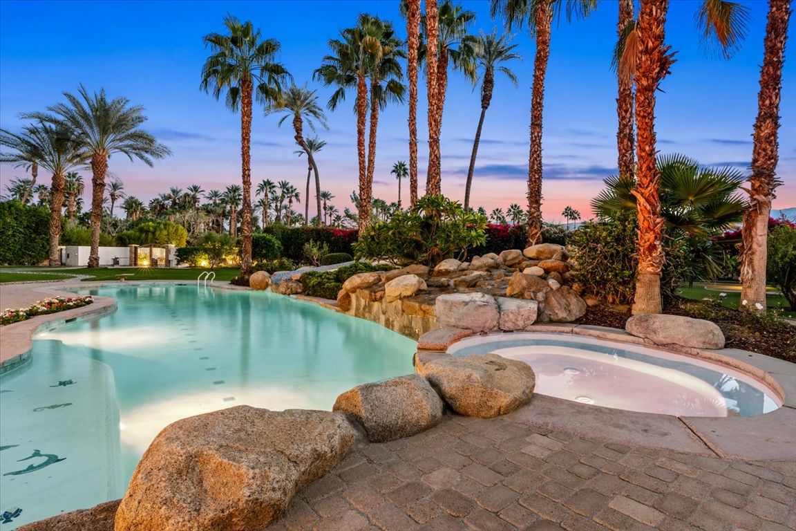 next background image