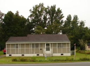 320 Memorial Dr E, Ahoskie, NC 27910