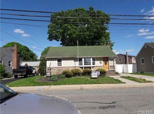 8 Myers Ave, Hicksville, NY 11801