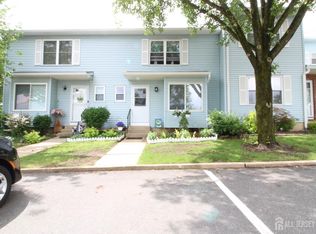 41 Brookview Cir, Jamesburg, NJ 08831