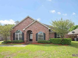 10250 Indian Creek Dr, Denham Springs, LA 70726