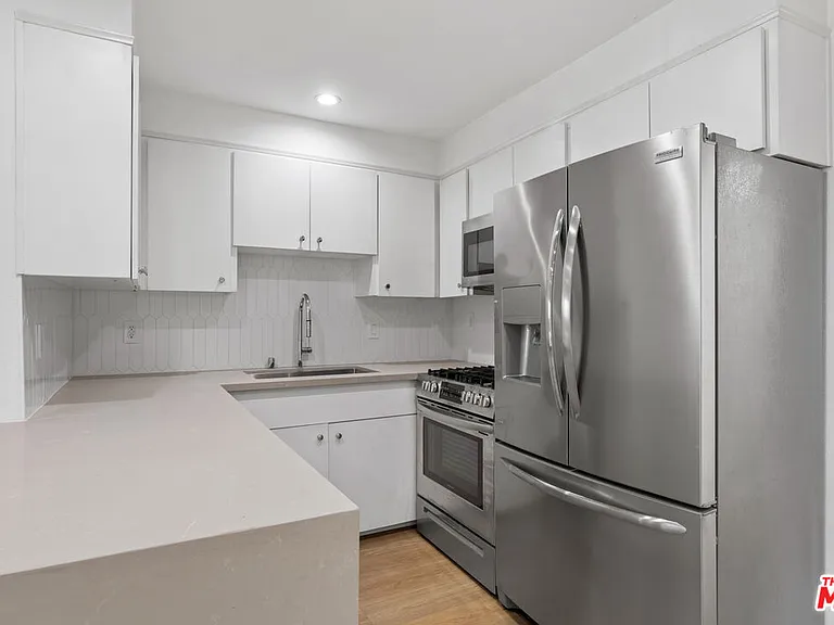 3939 Moore St #102 — Photo 11