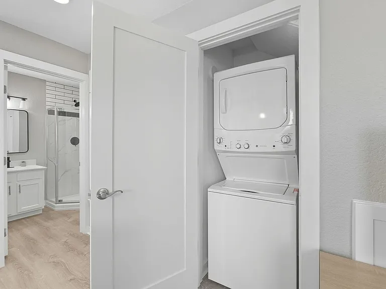 20 Tate Lane — Photo 38