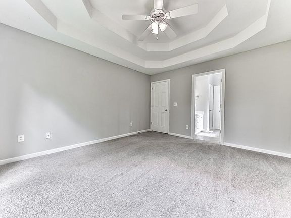 4th image of 16 Bay Ct