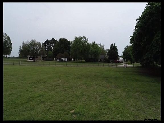 4th image of County Road 1211