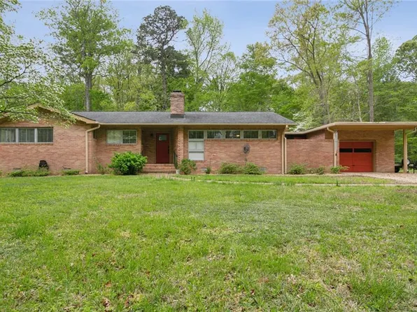 108 Artillery Rd, Yorktown, VA 23692