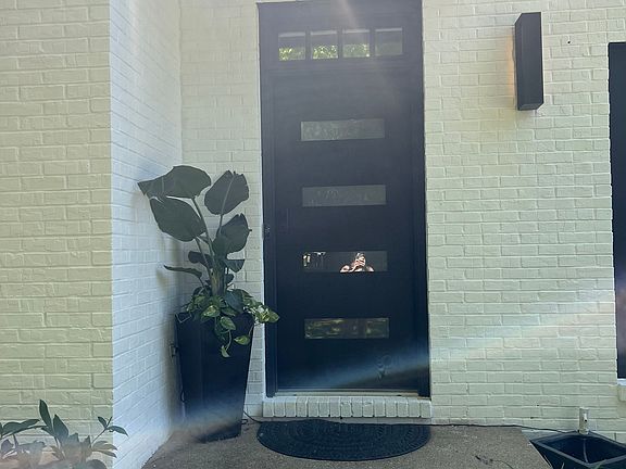 4th image of 6892 Vantage Ct