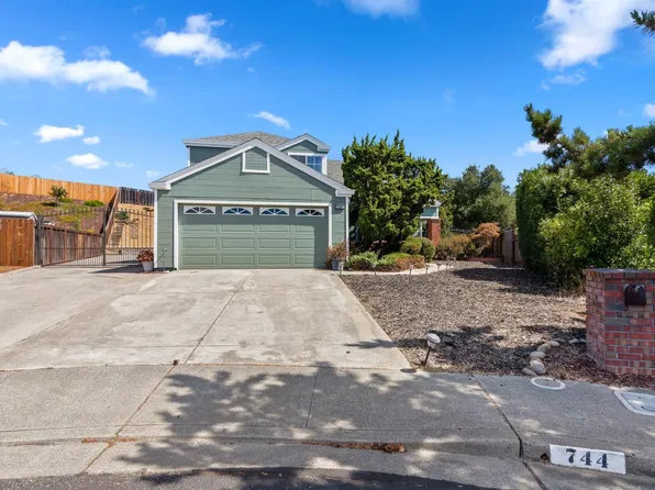 744 Jasmine Court, Benicia, CA 94510