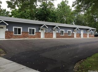 34 N North Shore Dr APT 3, Lake Orion, MI