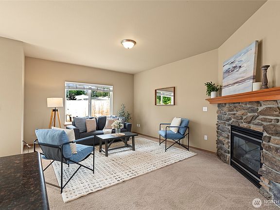 4th image of 20409 98th Avenue Ct E